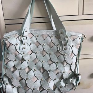 Hand/shoulder bag